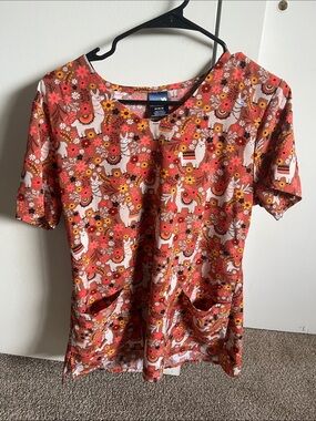 Zoe+Chloe Coral Floral Llama Short Sleeve Tunic